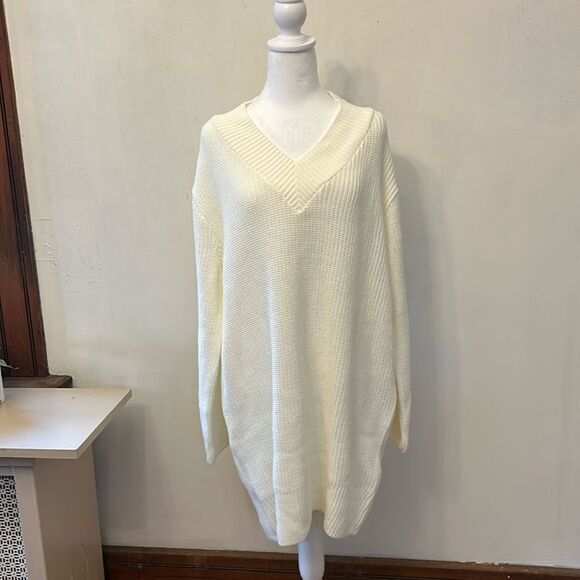 Topshop cream V neckline long sleeve sweater dress Size S NWOT - Picture 1 of 8